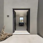 Moonhouse Paros * Kostos