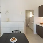 Moonhouse Paros * Kostos