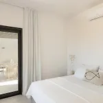Moonhouse Paros Вилла Kostos