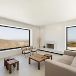 Moonhouse Paros Вилла