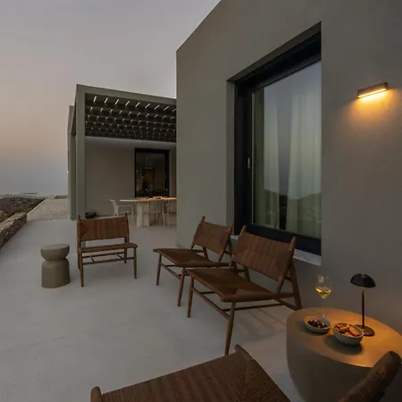 Moonhouse Paros Kóstos