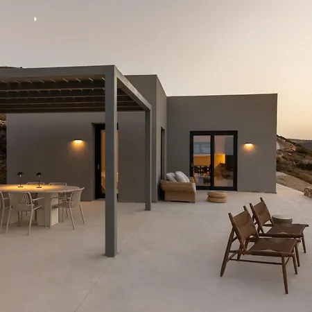 Moonhouse Paros Вилла