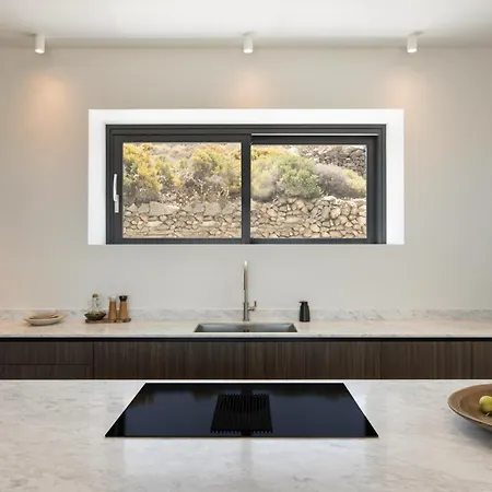 Moonhouse Paros ヴィラ Kóstos