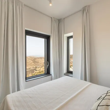 Moonhouse Paros ヴィラ Kóstos