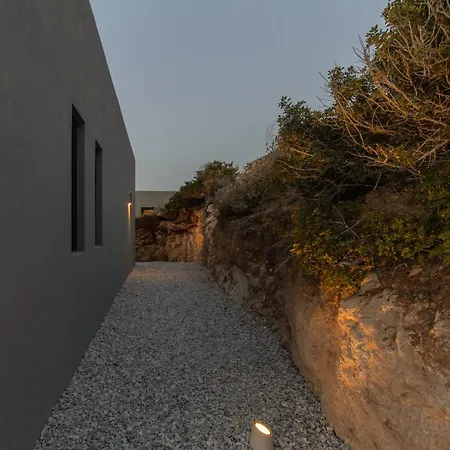 Moonhouse Paros Kóstos