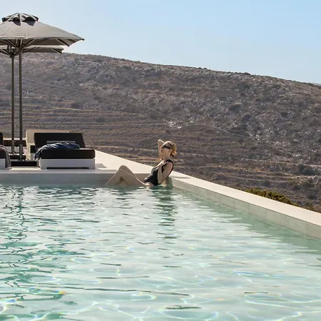 Moonhouse Paros Kóstos