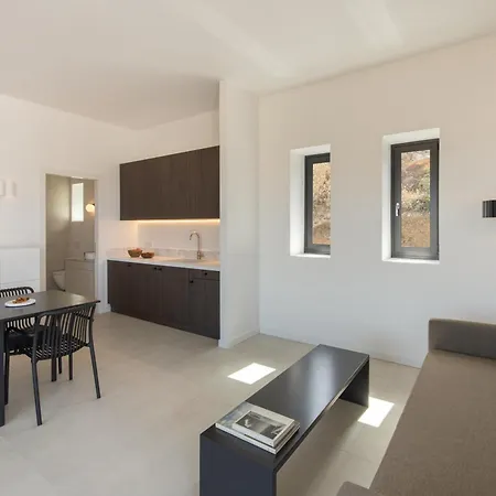 Moonhouse Paros Kóstos