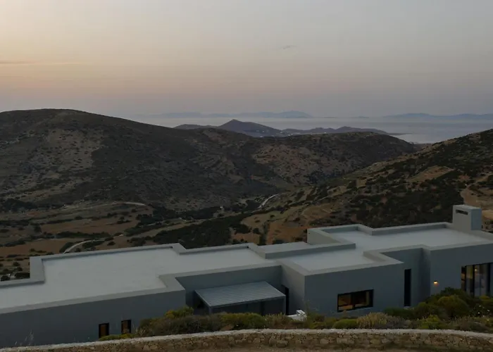Moonhouse Paros Villa
